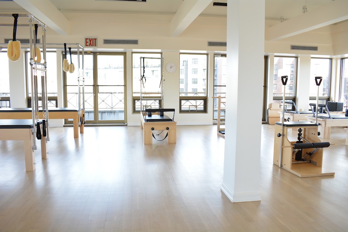 Perfect Posture Pilates Rooftop - Photo 3