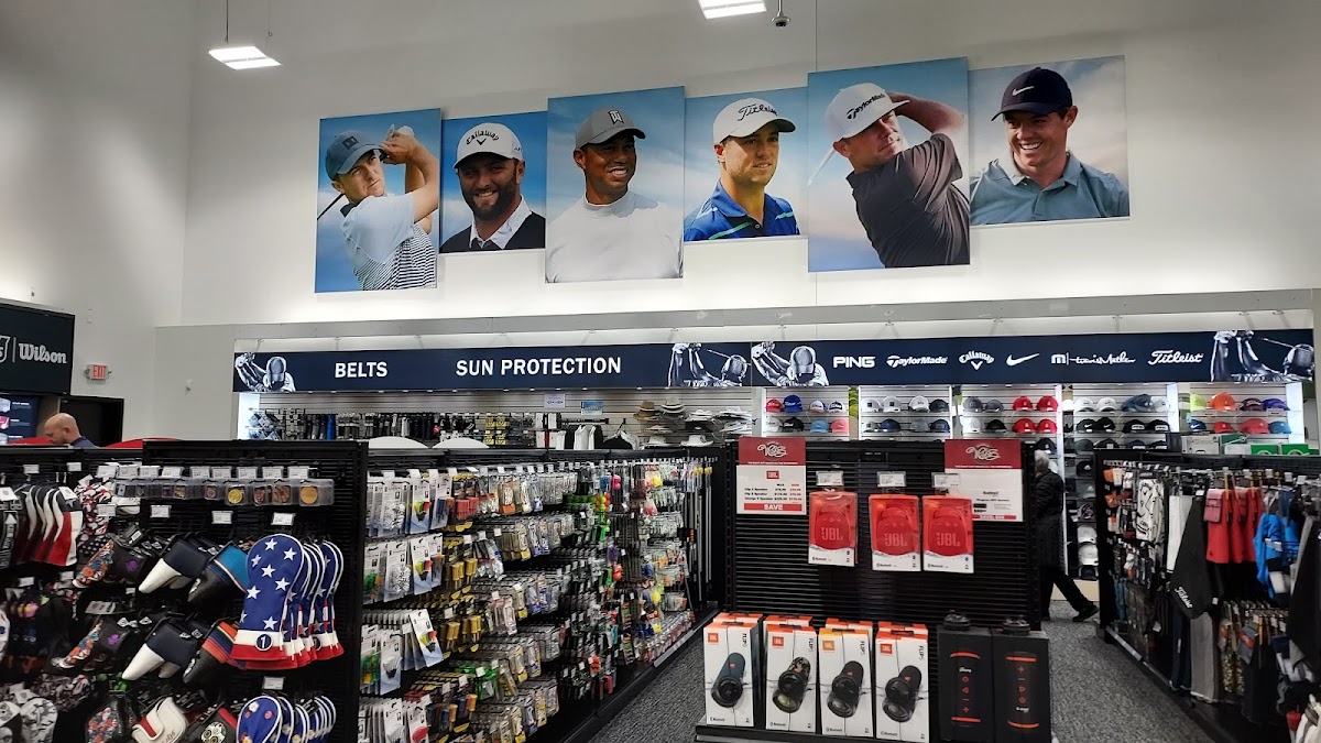 PGA TOUR Superstore Arlington - Photo 2