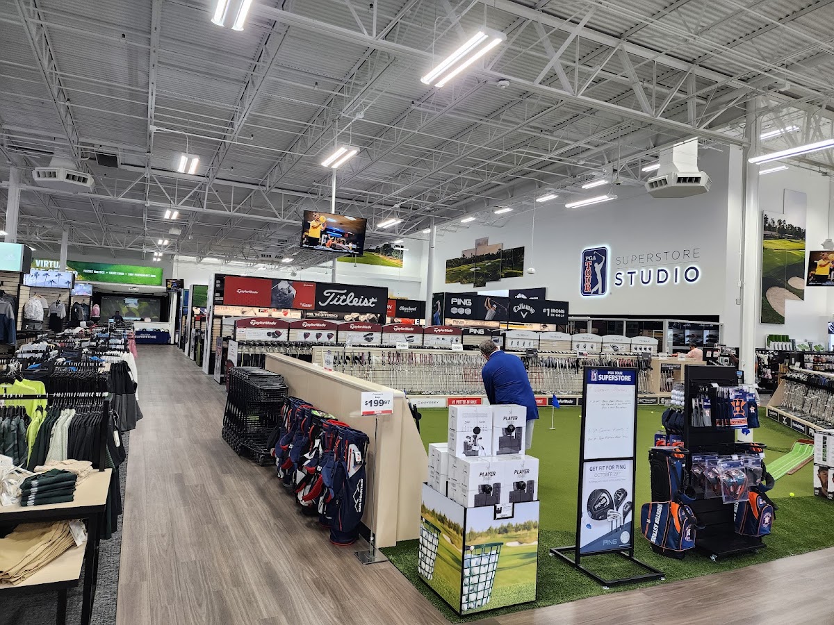 PGA TOUR Superstore Houston Galleria - Photo 2