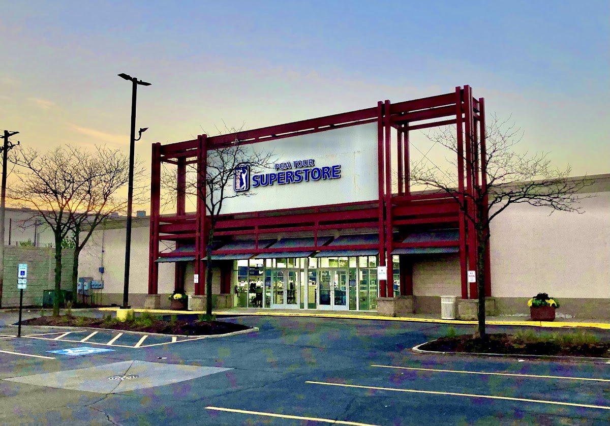PGA TOUR Superstore Lincoln Park - Photo 1