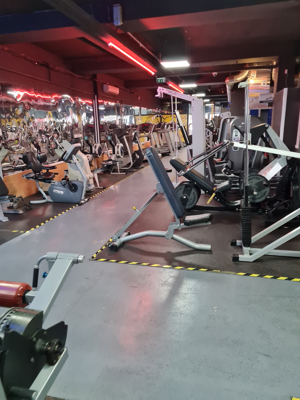 Physical Center 305 - Photo 2