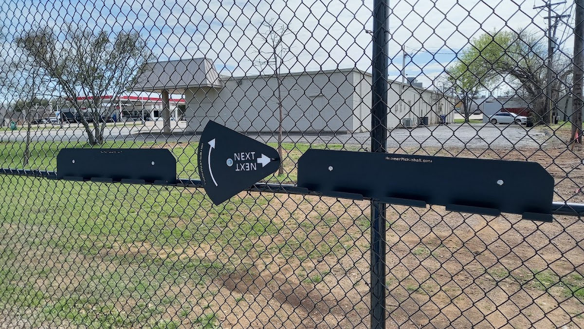 Pickleball Court (City of Euless) - Photo 2
