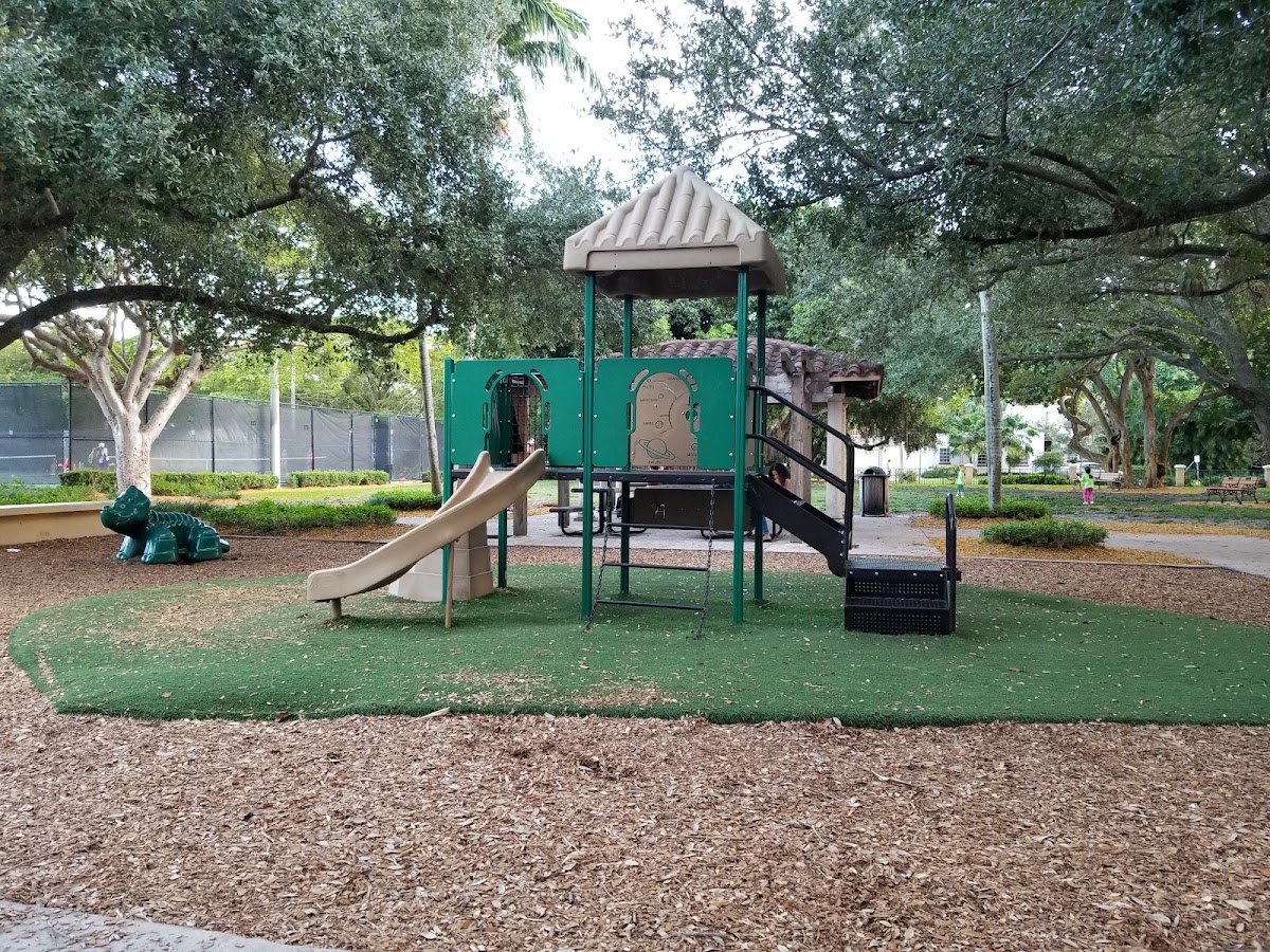 Pickleball Courts - Photo 2