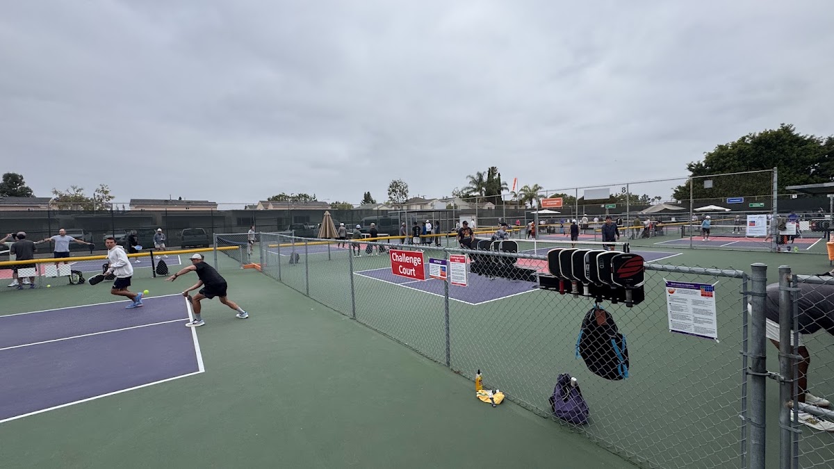 Pickleball Courts - Tustin