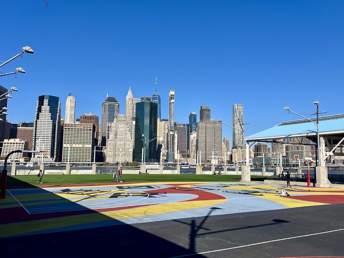 Pier 2 Pickleball Courts