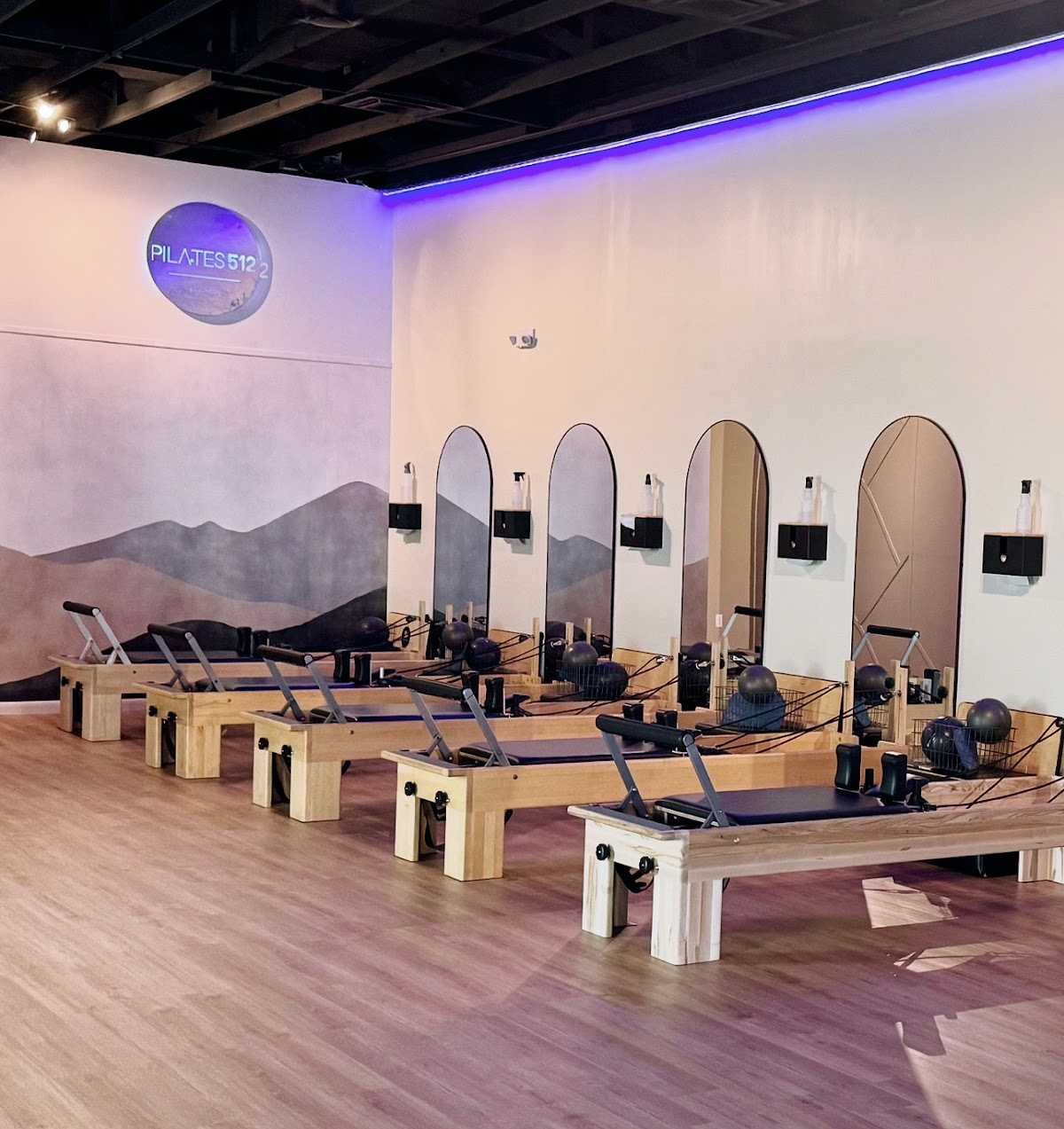 Pilates 512 - Photo 2