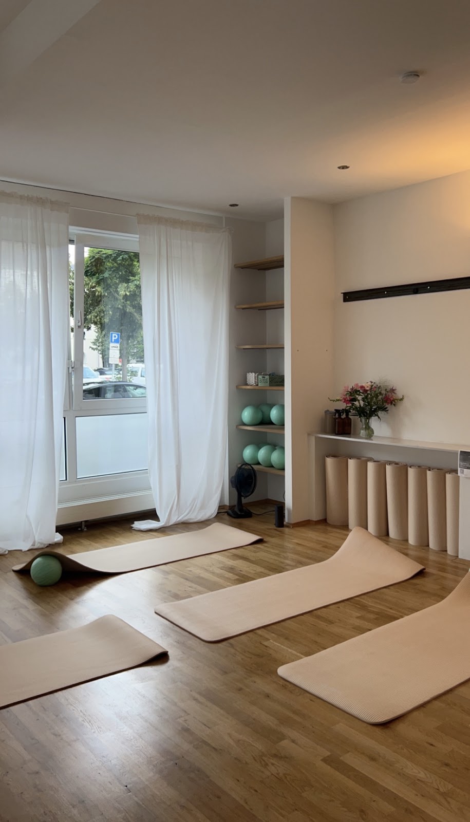 Pilates by Oletta @VEEDELPHYSIO HQ - Photo 2
