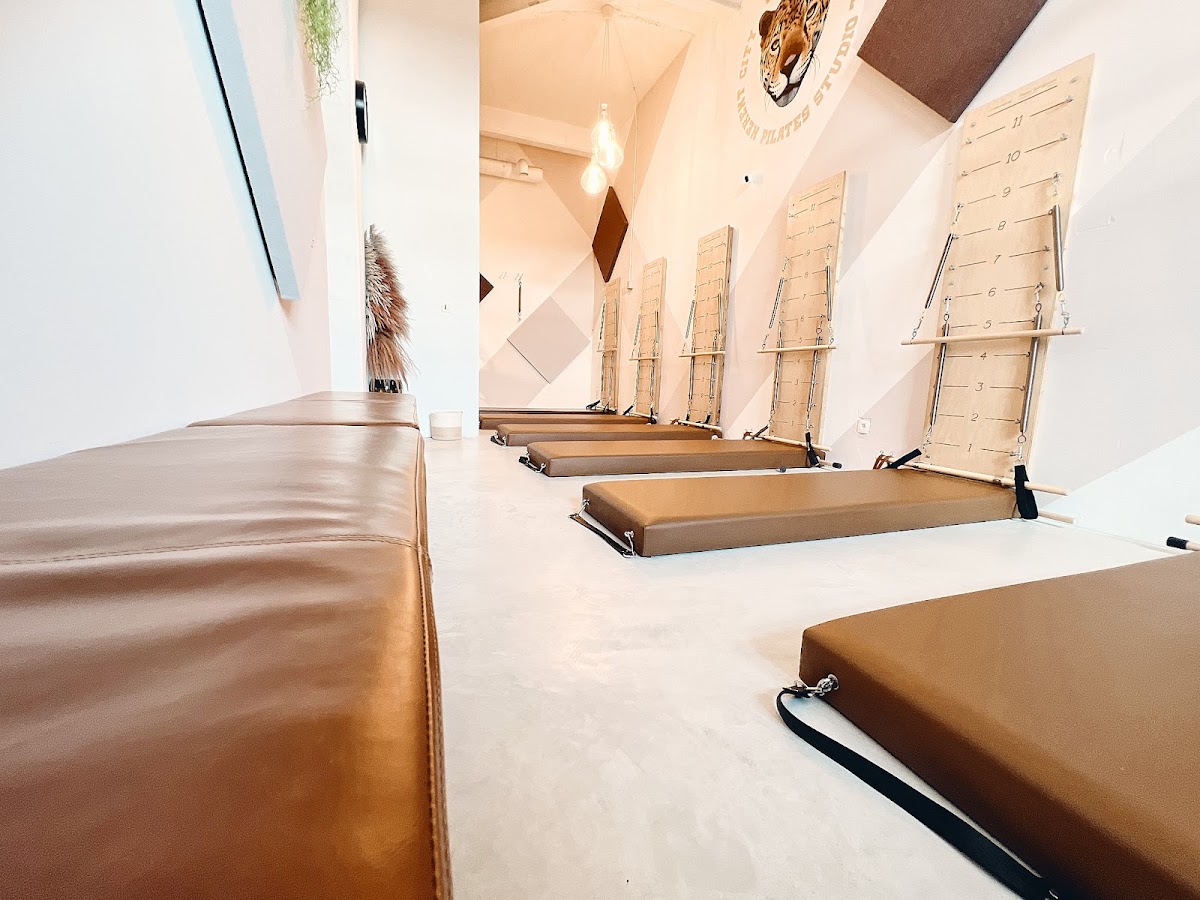 PILATES REBELS STUDIO - Photo 2