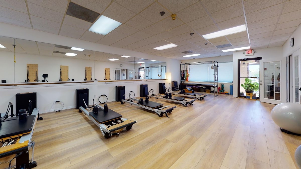 Pilates Reformer Instructor - Photo 2