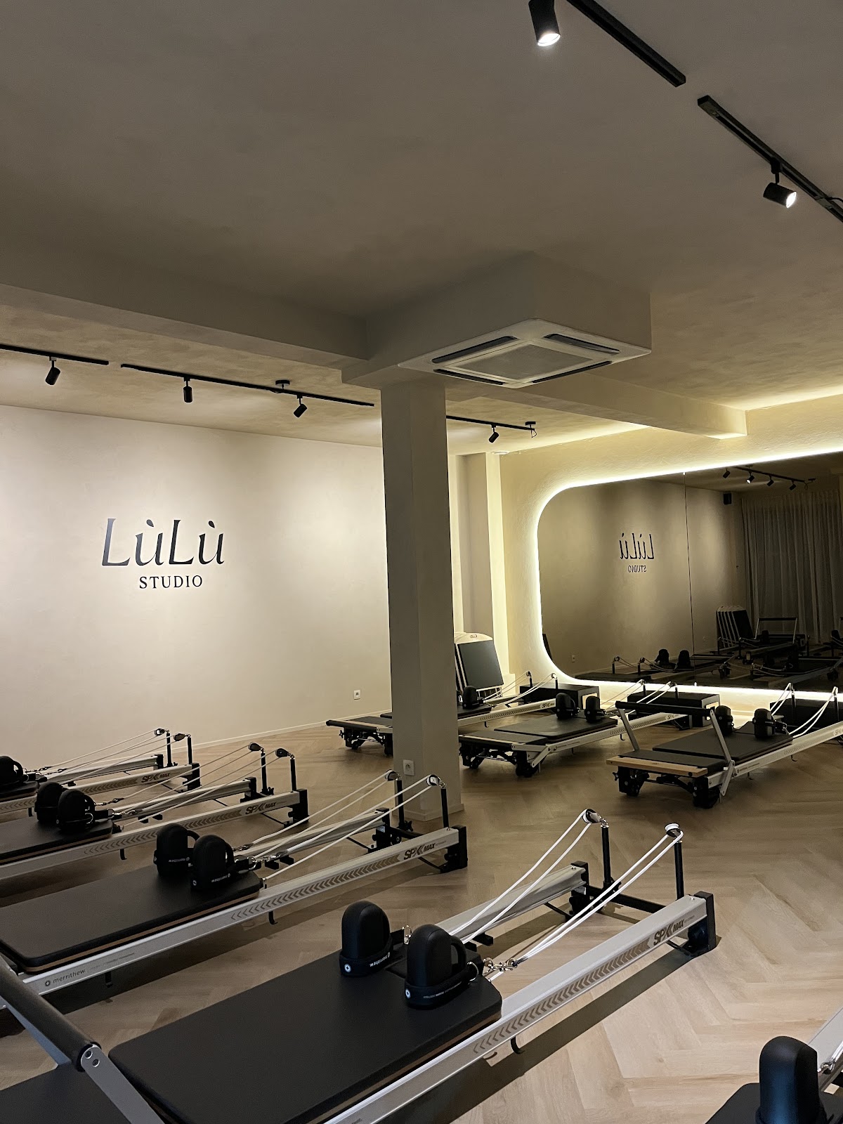 PILATES STUDIO - Photo 1