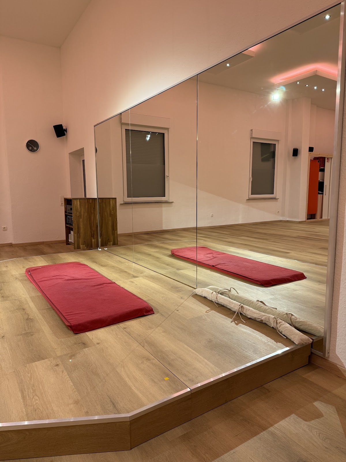 Pilatesstudio Oberhausen - #PilatesMitAnna - Photo 2