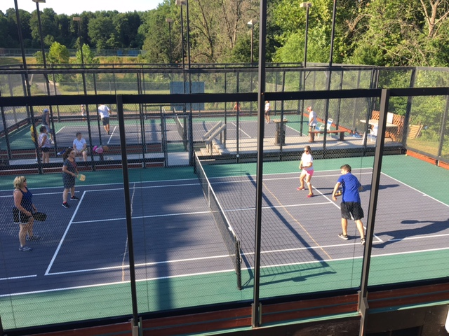 Pine Valley Swim & Tennis Club - Photo 2