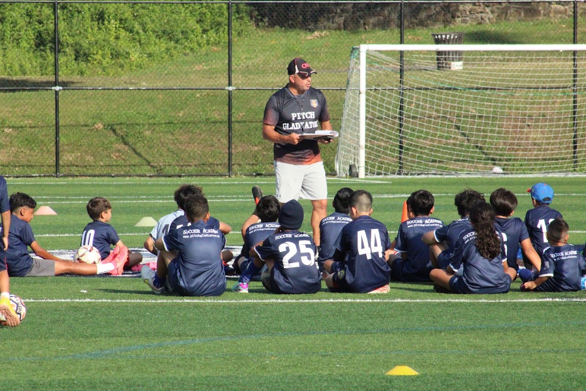 Pitch Gladiators Soccer Academy - Photo 2
