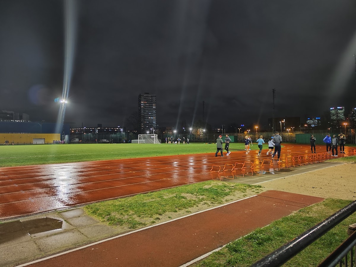 PlayFootball Mile End - Photo 1