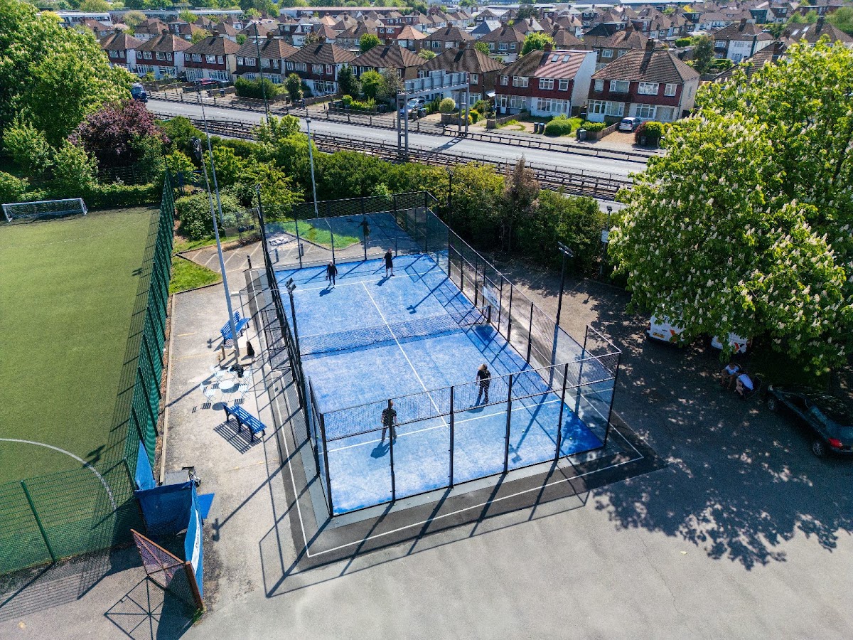 Playtime Padel Tolworth - Photo 2