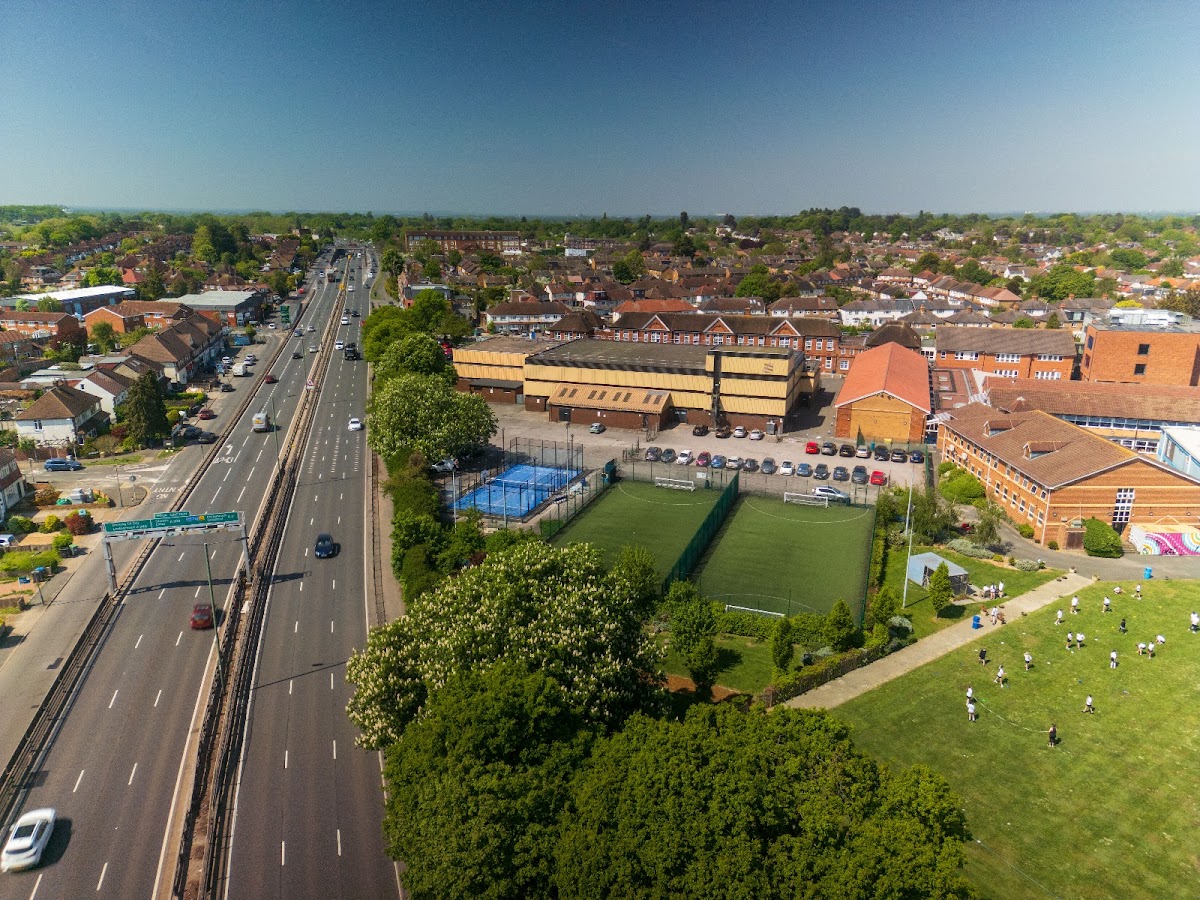 Playtime Padel Tolworth - Photo 3