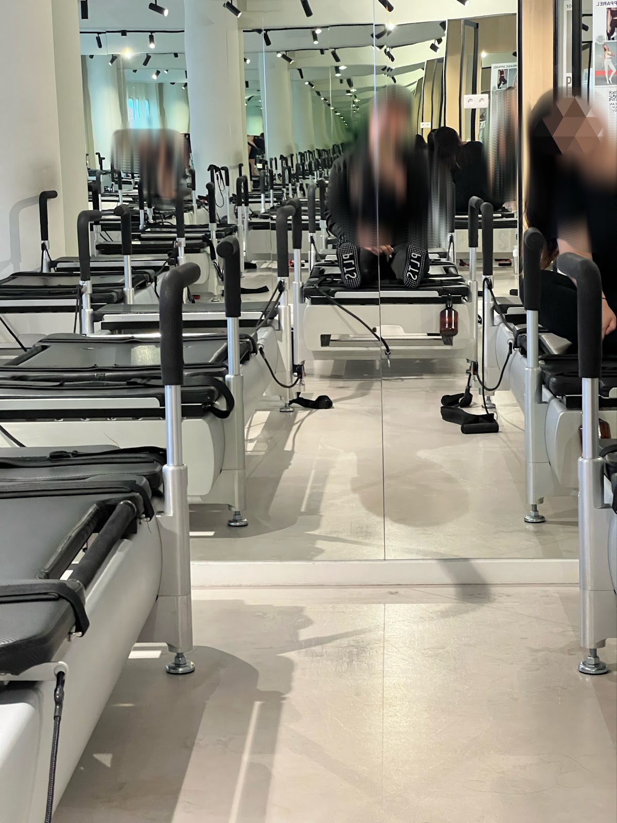 PLTS Reformer Pilates - Photo 2