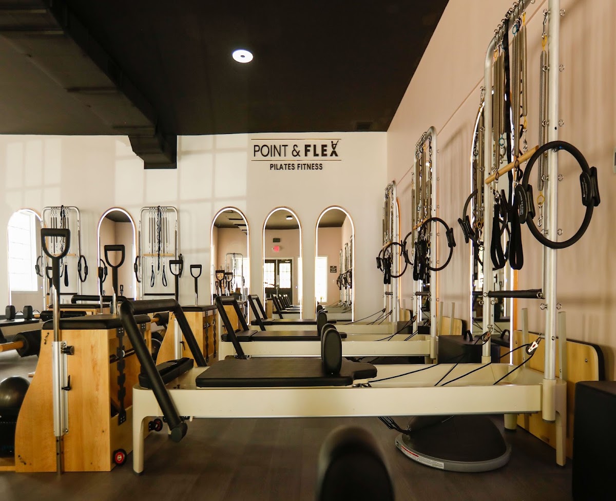 Point & Flex Pilates Fitness - Photo 2