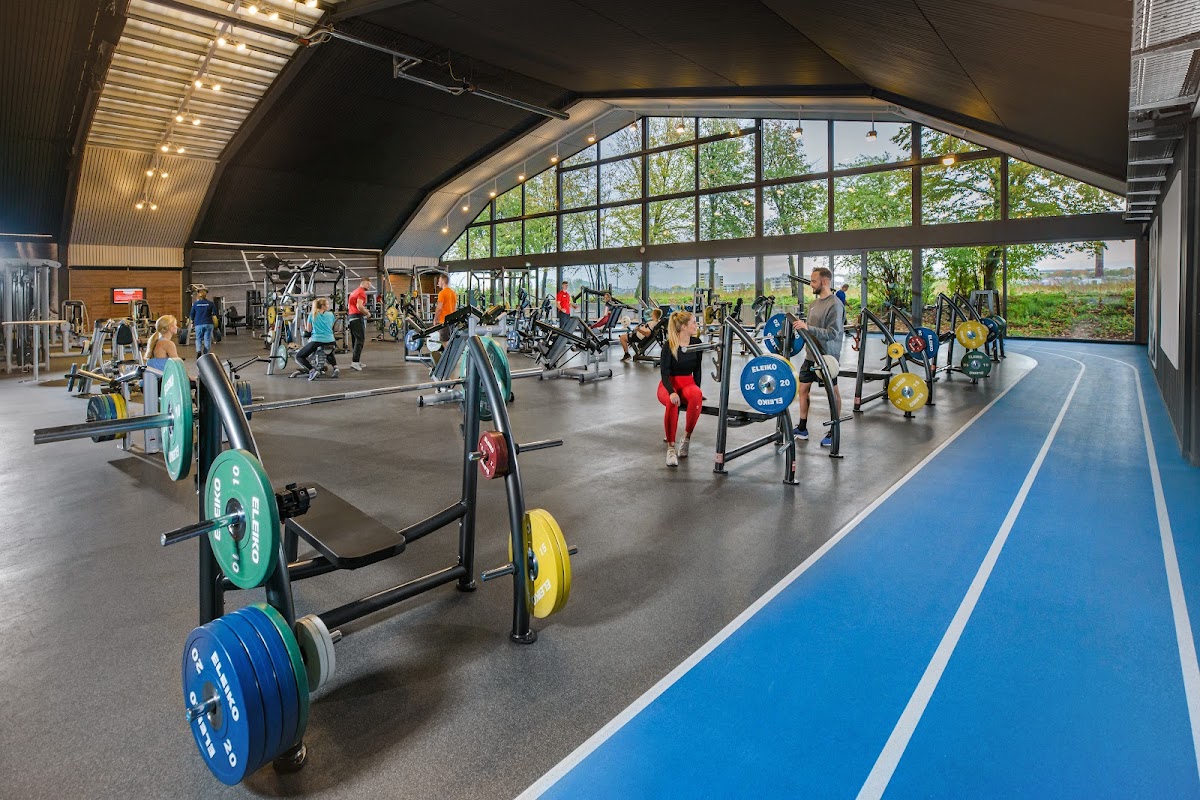 POINT - Sports.Wellness.Club - Photo 2