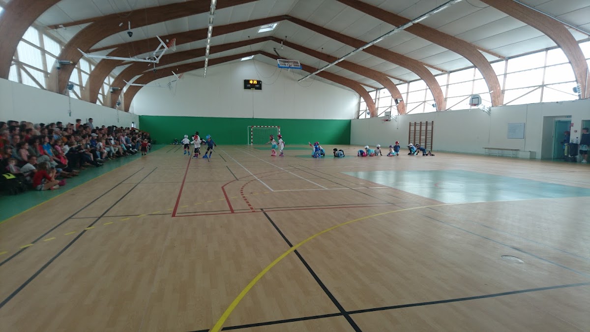 Pôle sportif de ST ETIENNE DE MONTLUC
