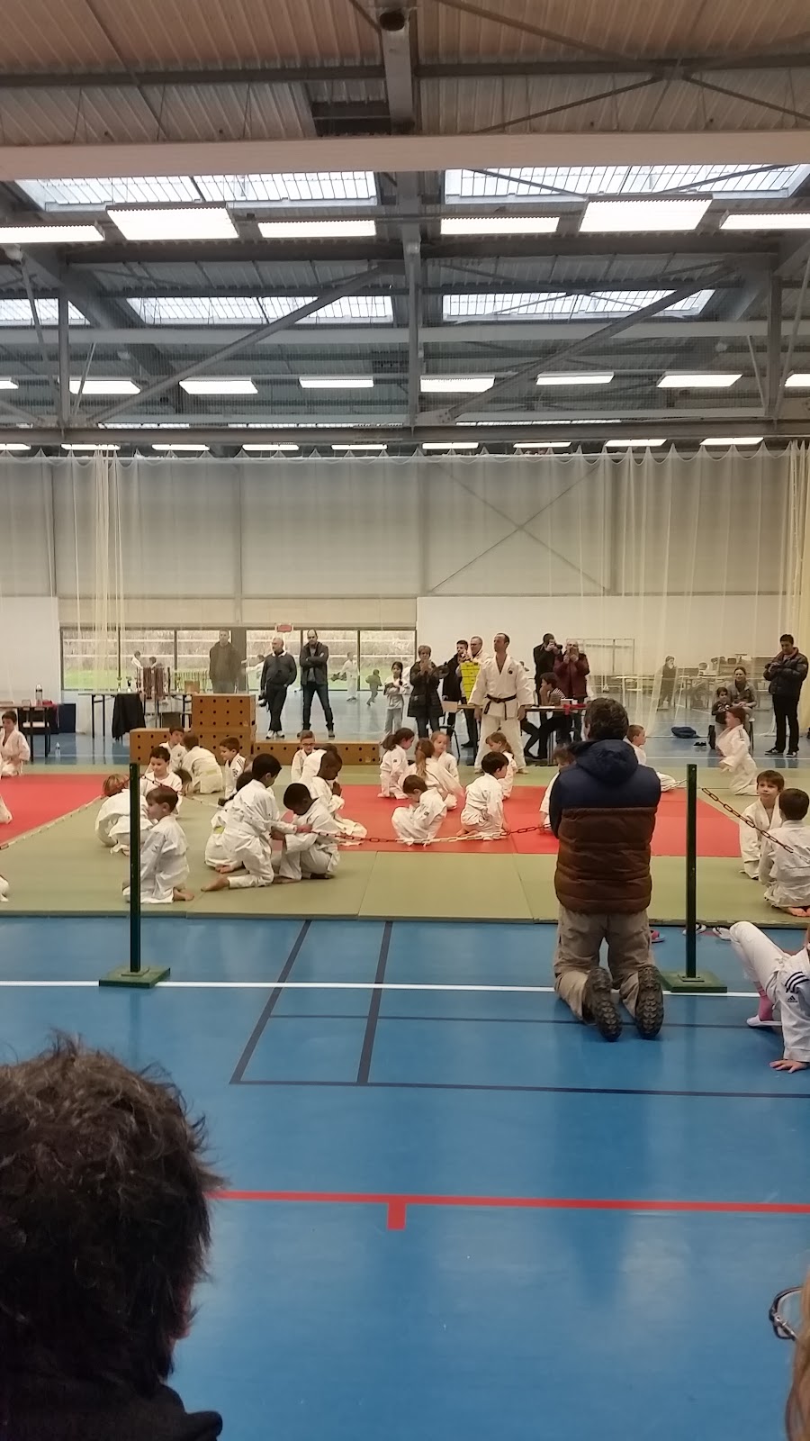 Pôle sportif de ST ETIENNE DE MONTLUC - Photo 3