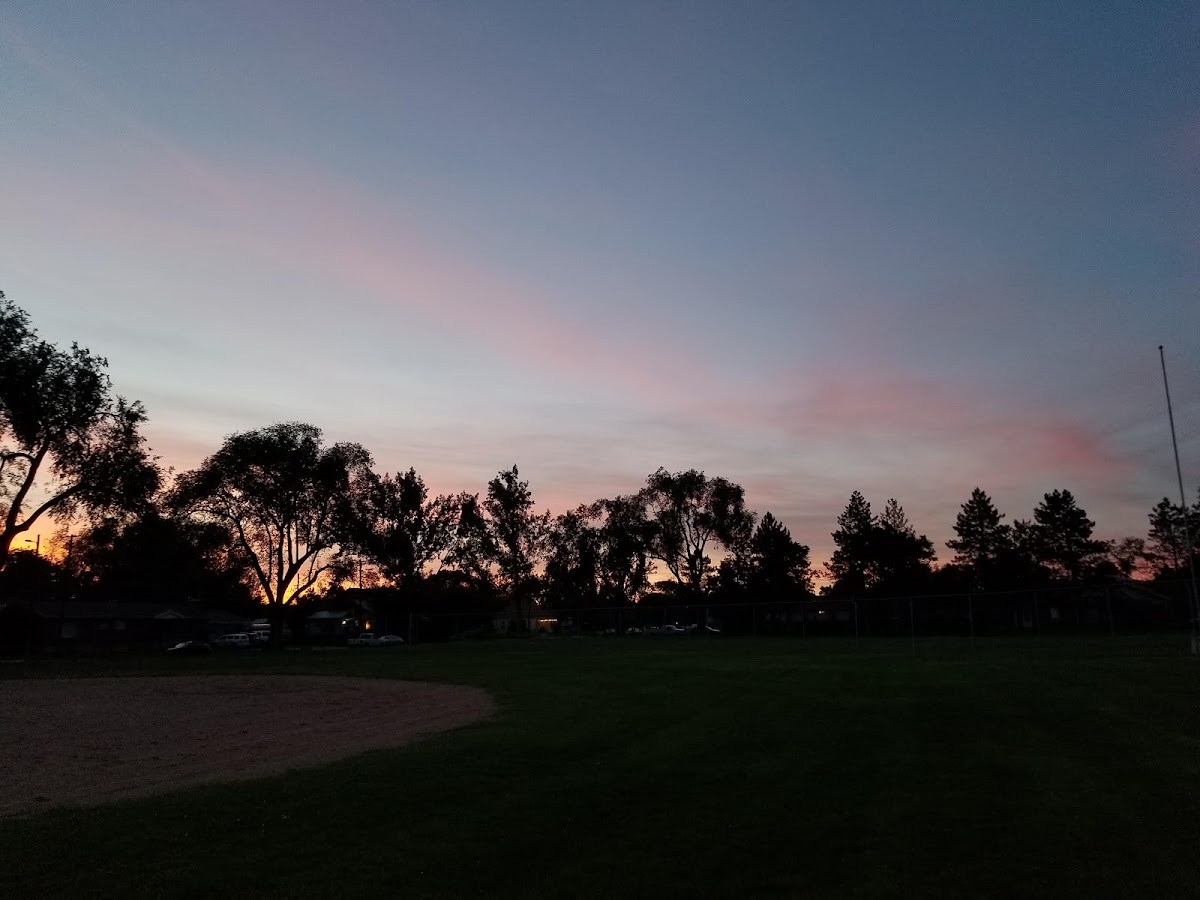 Poplar Grove Tennis Courts - Photo 2