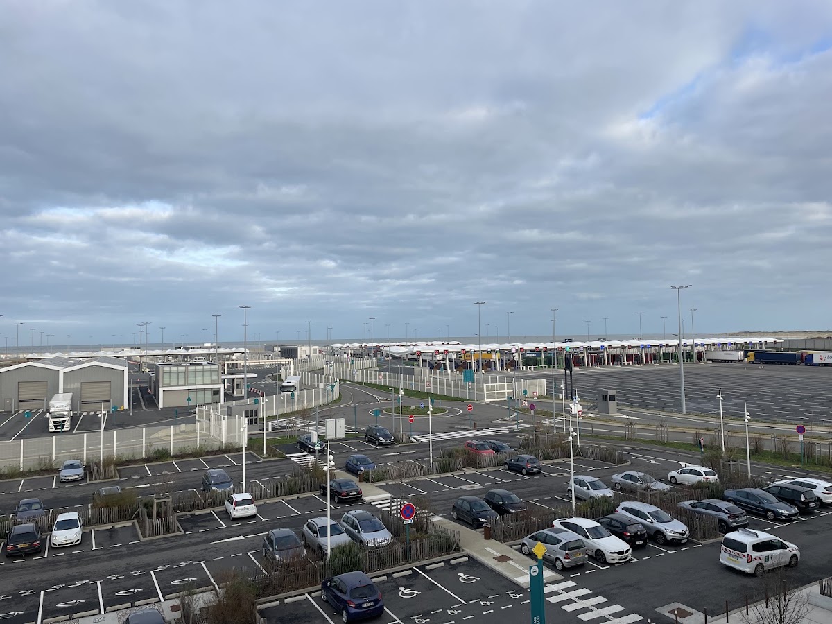 Port de Calais Terminal - Photo 3