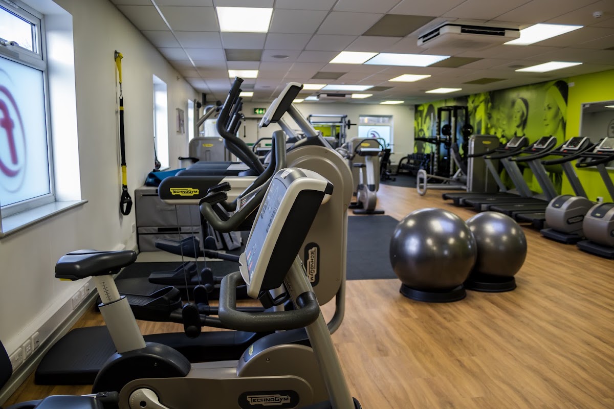 Portslade Sports Centre - Photo 2