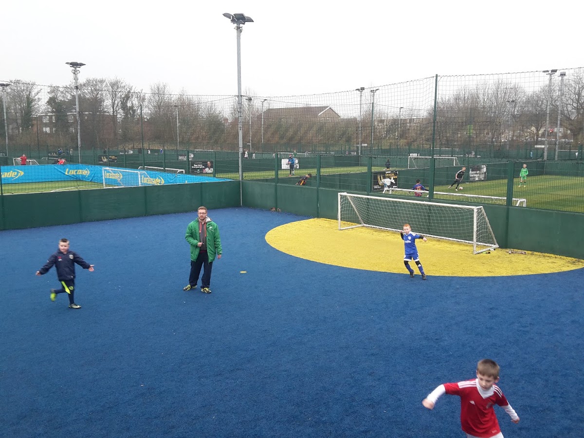 Powerleague Cardiff - Photo 2