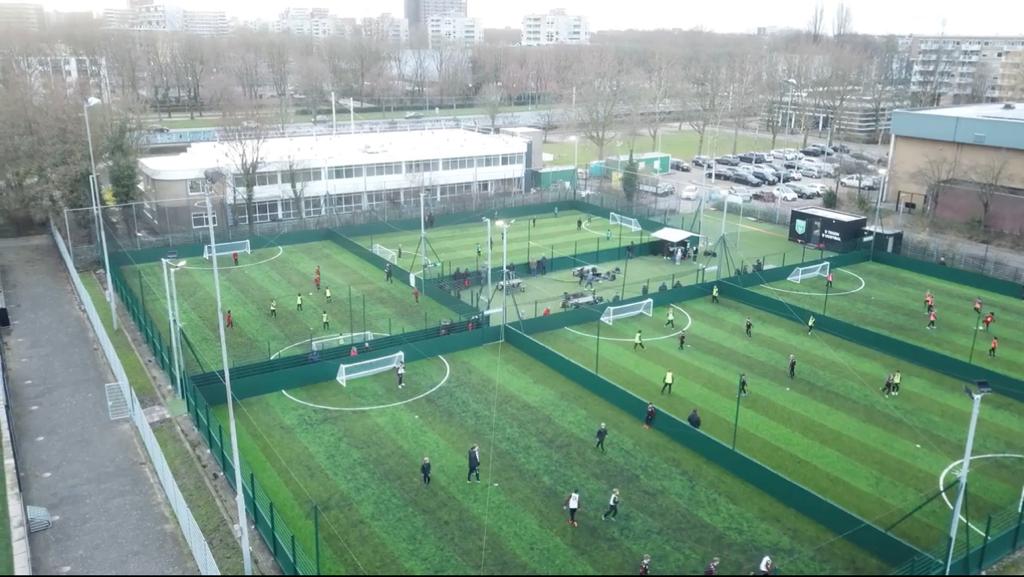 Powerleague Rotterdam - Photo 2