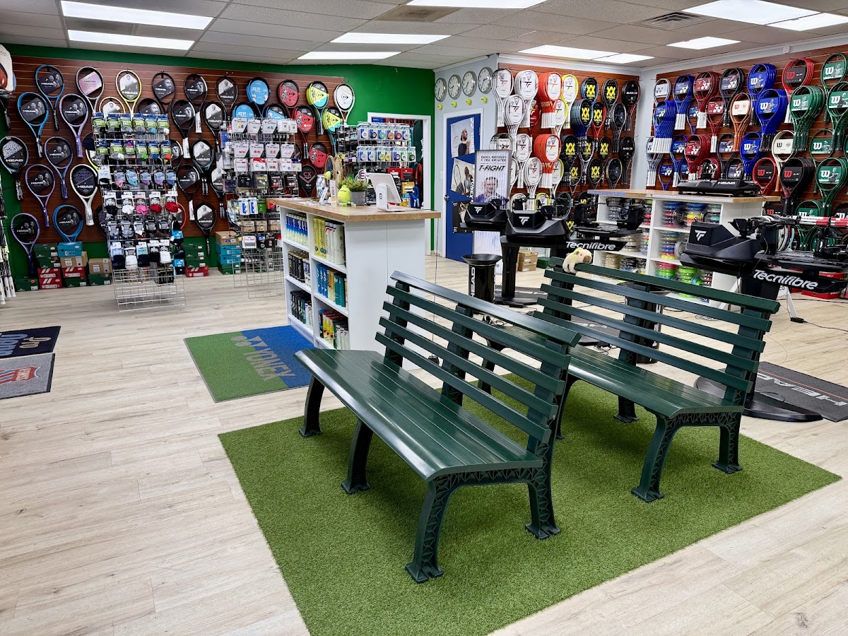 Premier Racquet Sports - Dunwoody - Photo 2