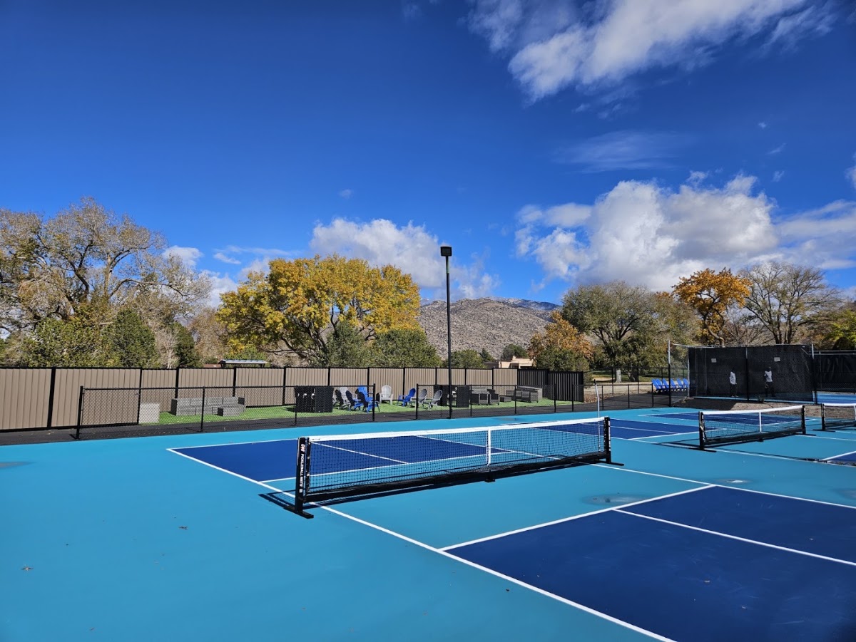 PRO Sports | Oasis Facility - Photo 2