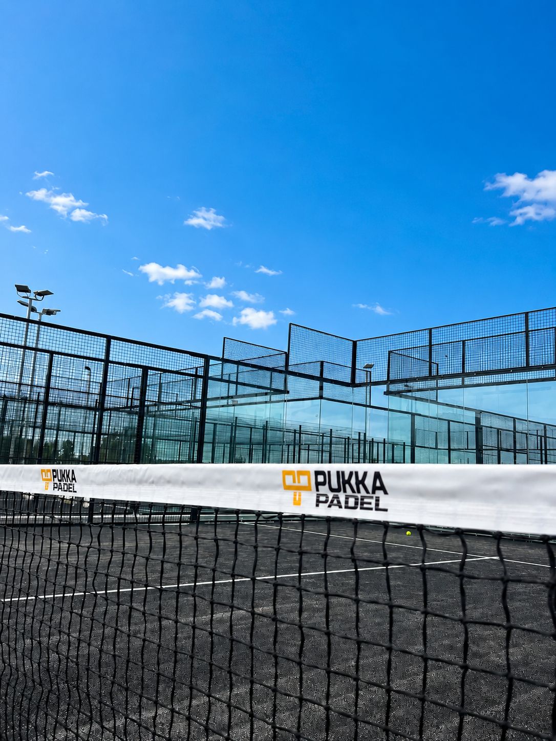 Pukka Padel Leeds - Photo 1