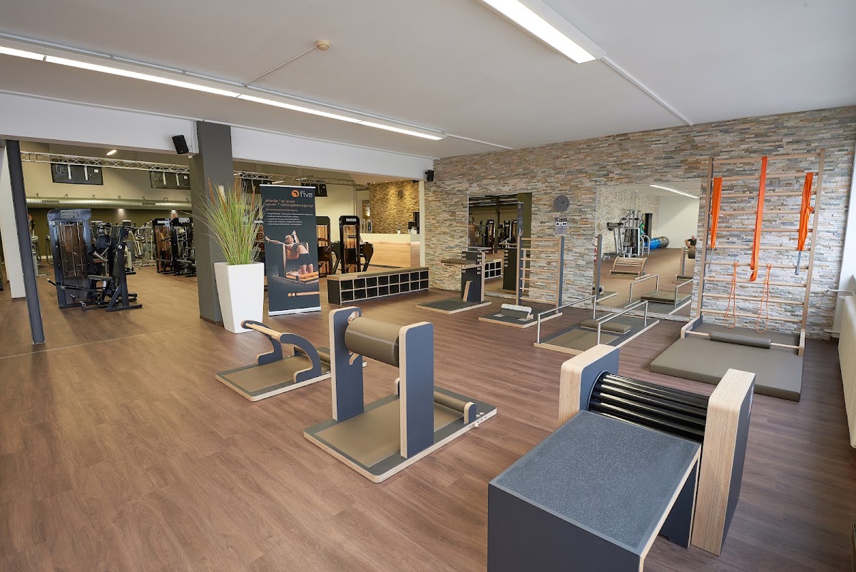 puls fit & wellnessclub / Stuttgart-Wangen - Photo 3