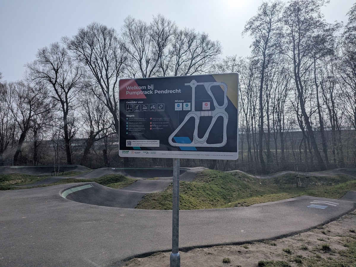 Pumptrack Pendrecht - Photo 1