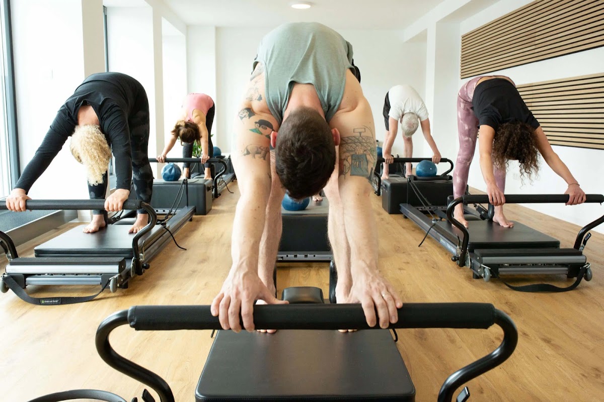 Purajana Yoga und Reformer Pilates Studio - Photo 3