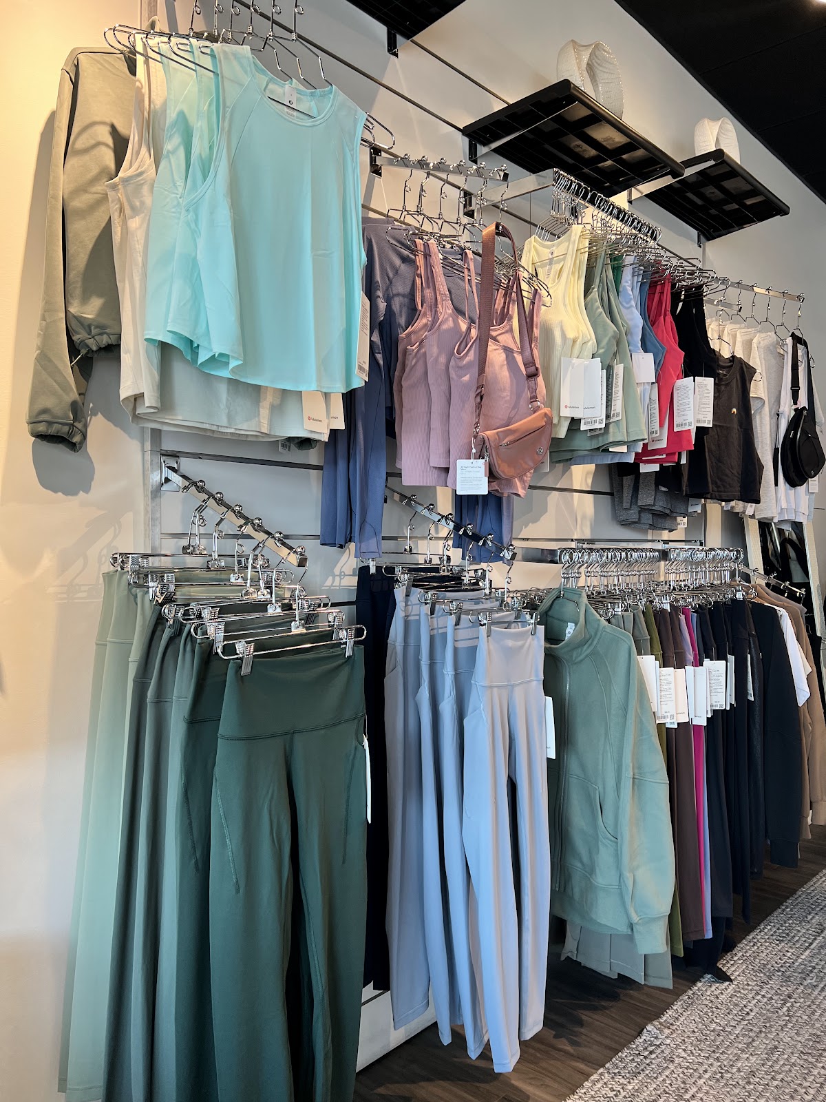 Pure Barre - Photo 2