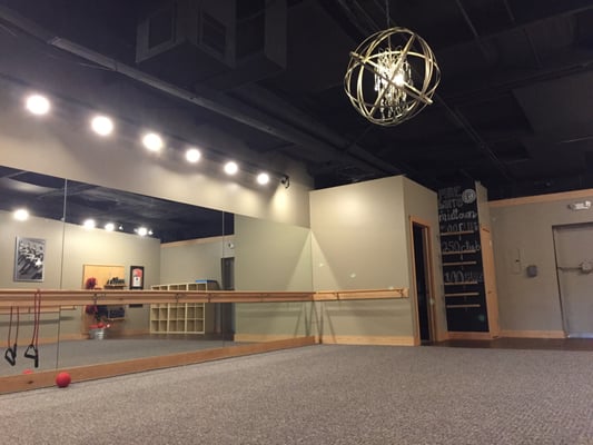 Pure Barre - Photo 2