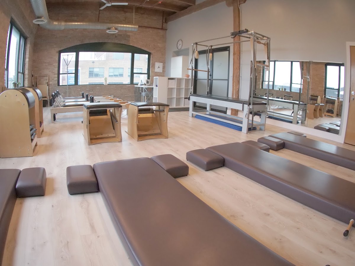 Pure Pilates Chicago - Photo 2