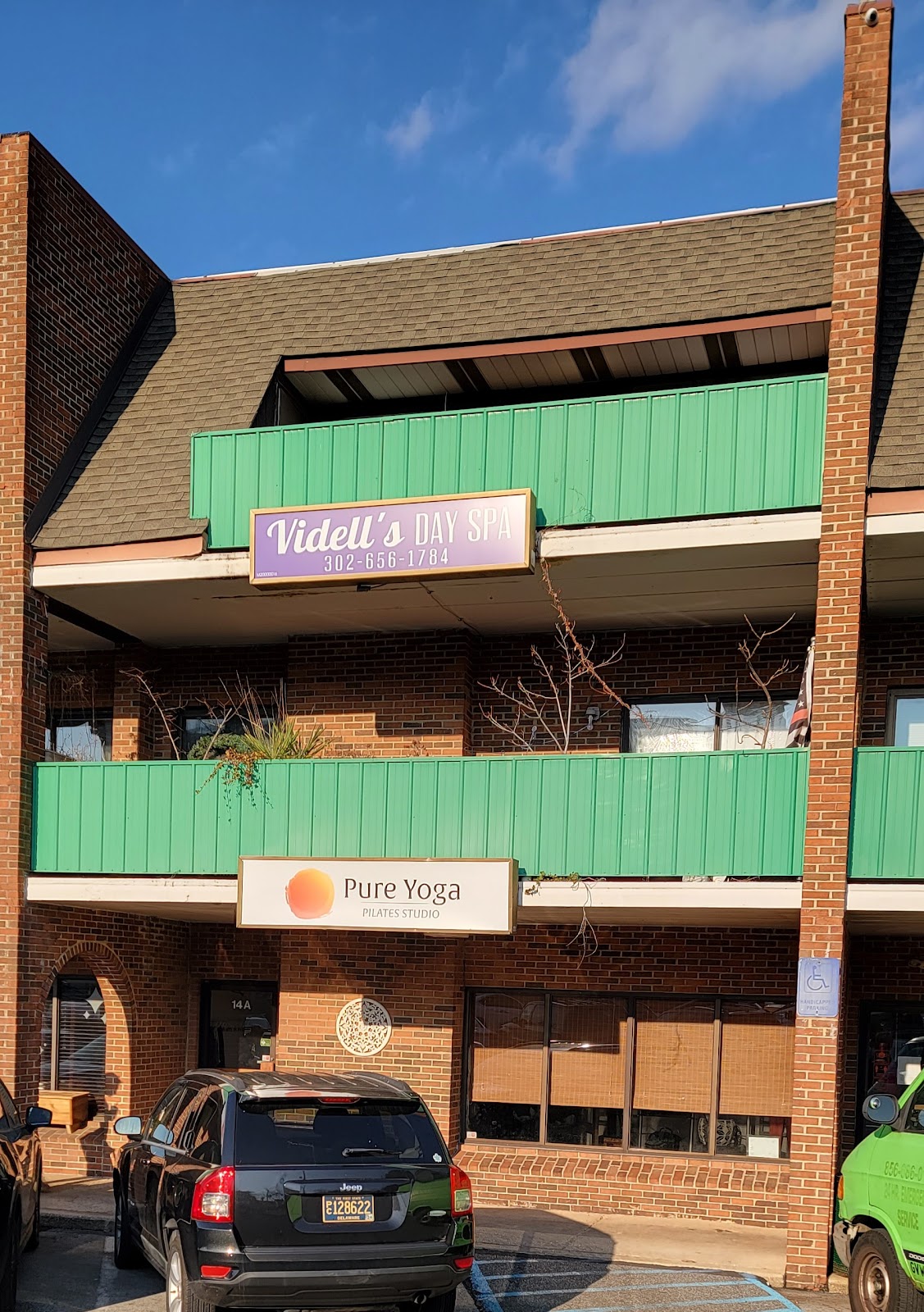 Pure Yoga Pilates Studio - Photo 2