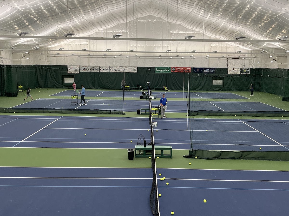 Racquet Club of Columbus - Photo 1