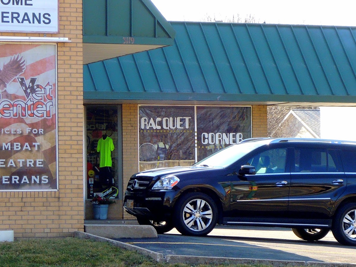 Racquet Corner - Photo 1