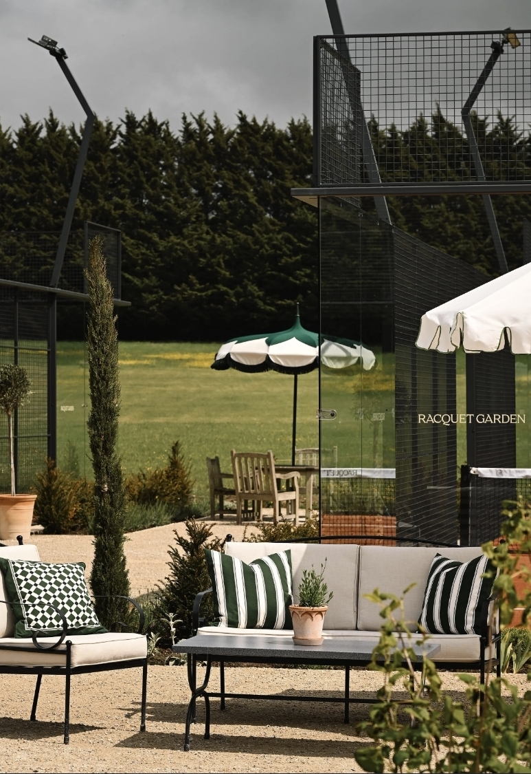 Racquet Garden - Photo 3