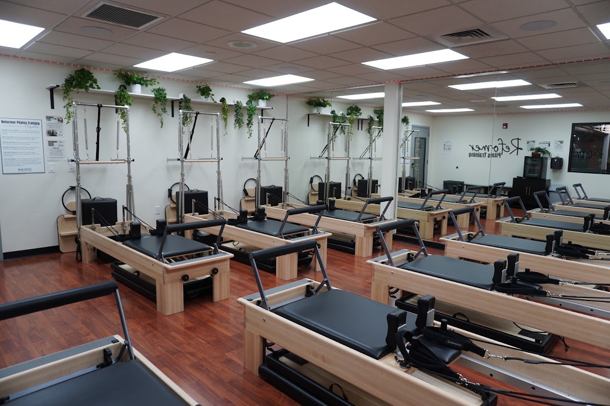 Reform Summit Pilates - Photo 2