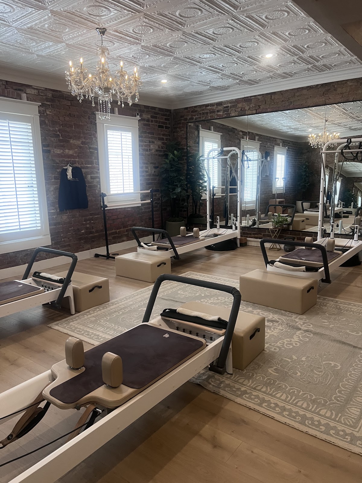 Reformer Republic Pilates & Barre Studio