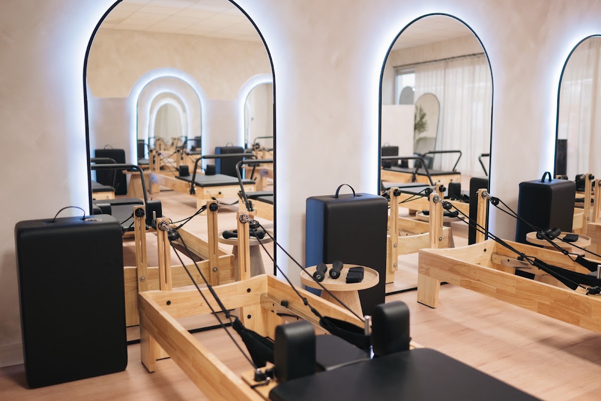 reformer.s - Photo 1