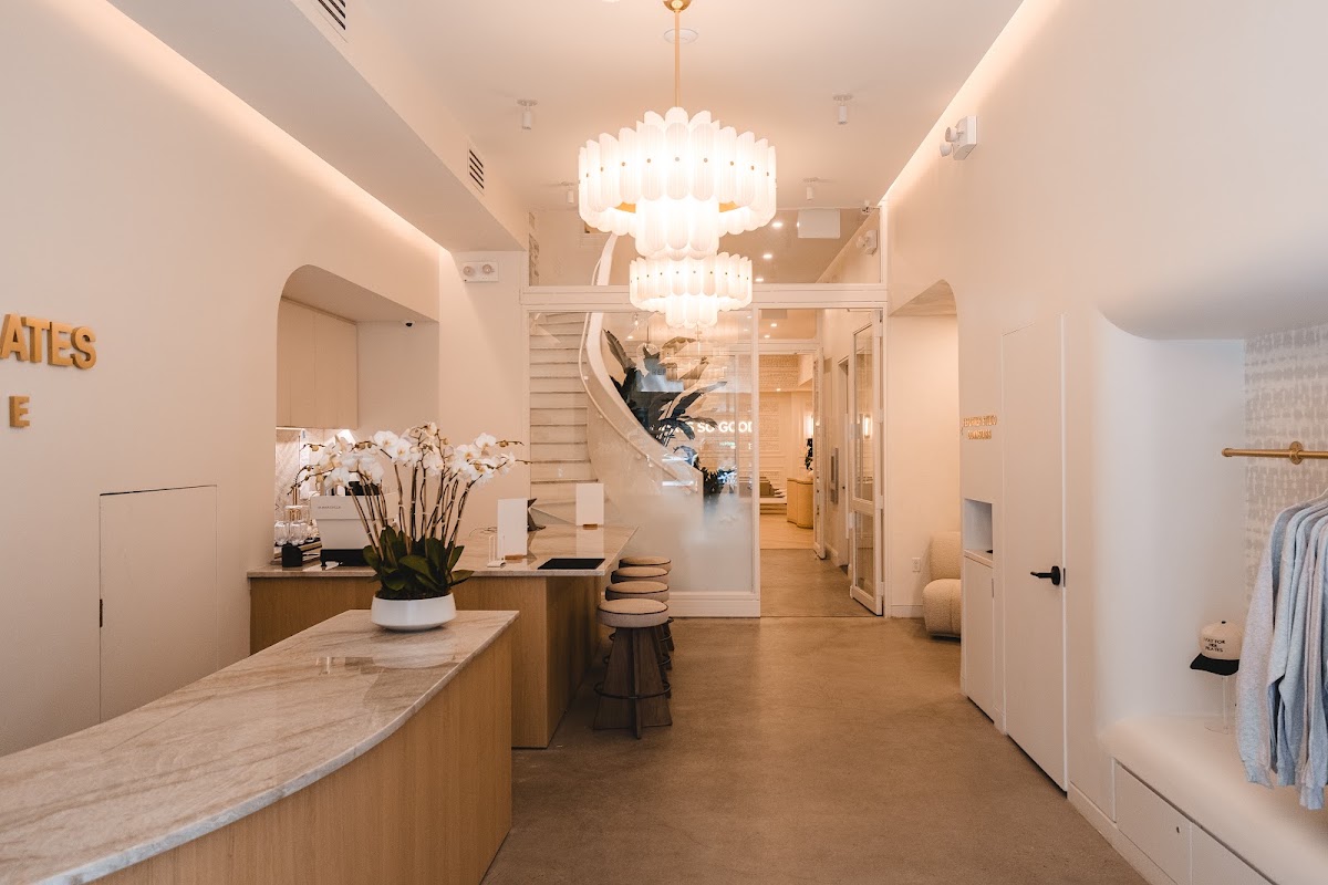 Reforming Pilates Townhouse - Photo 2