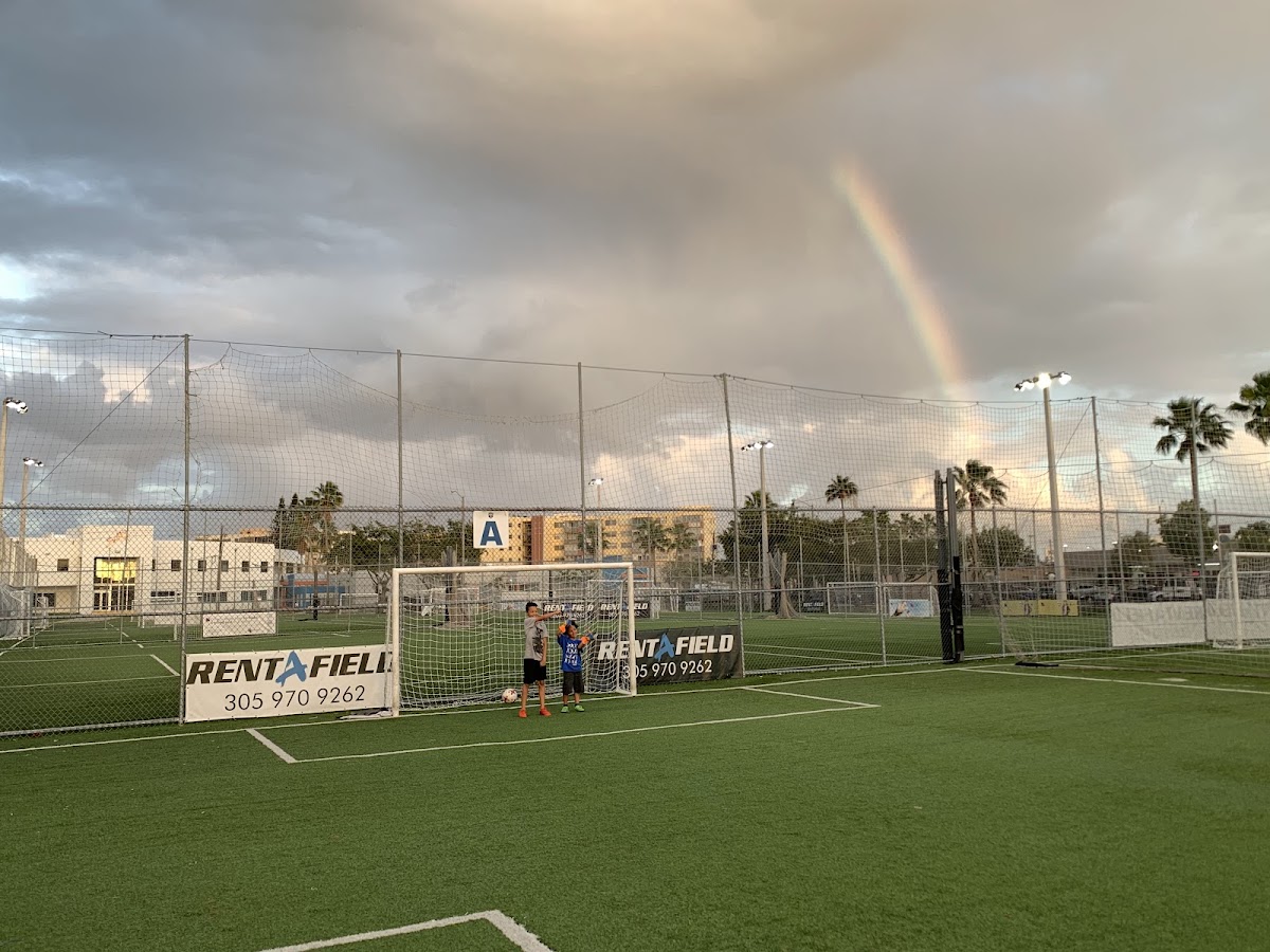 Rent A Field - Indoor Soccer - Photo 2