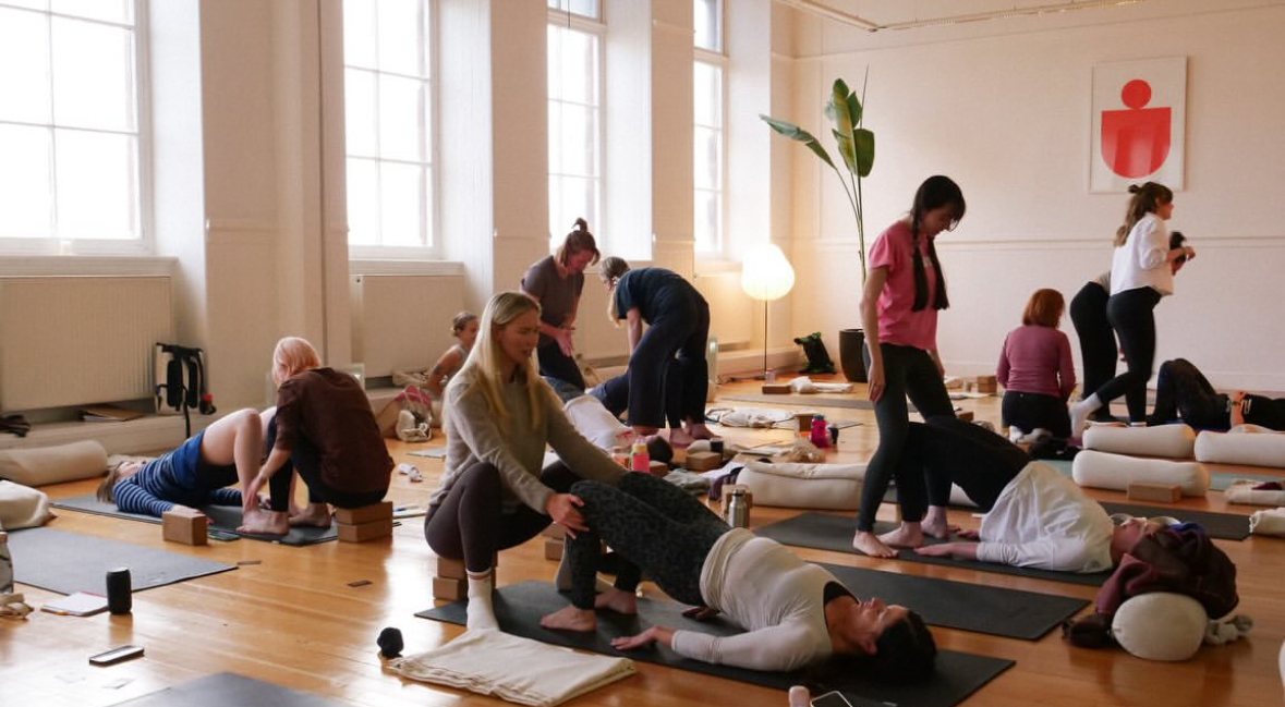 Reset Yoga & Reformer Pilates Glasgow - Photo 3
