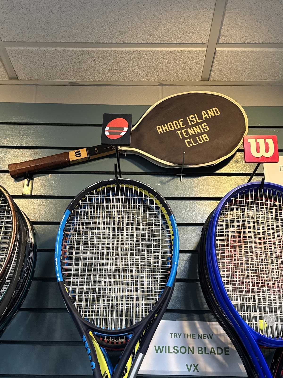 Rhode Island Racquet Club - Photo 2